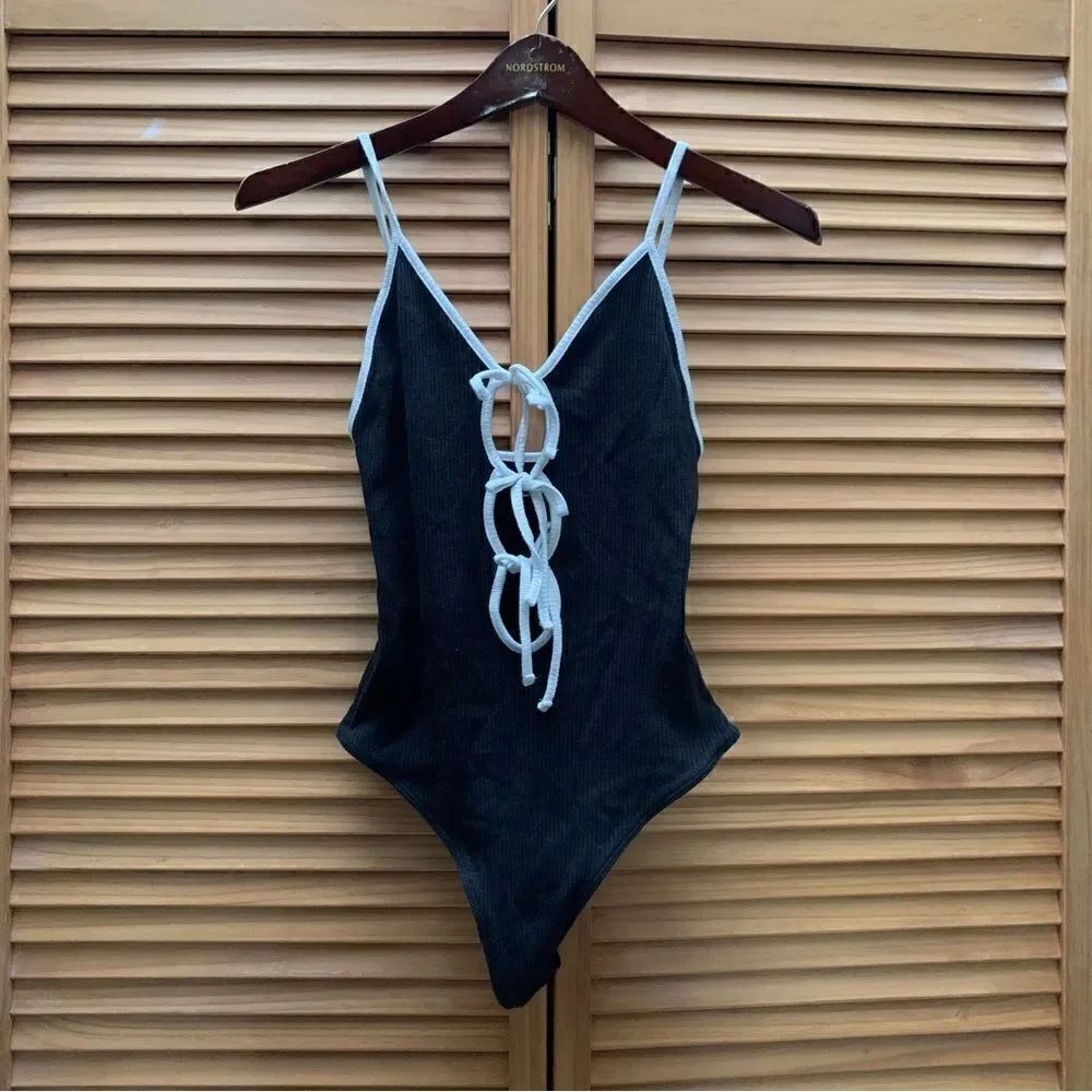 Urban outfitters Ribbed Bodysuit Medium